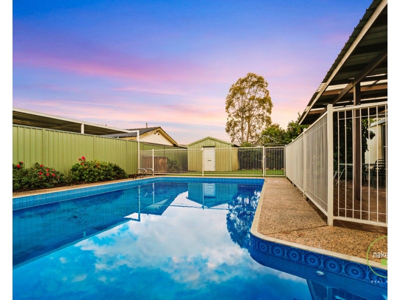 8 Hemeleers Street, Gosnells WA 6110