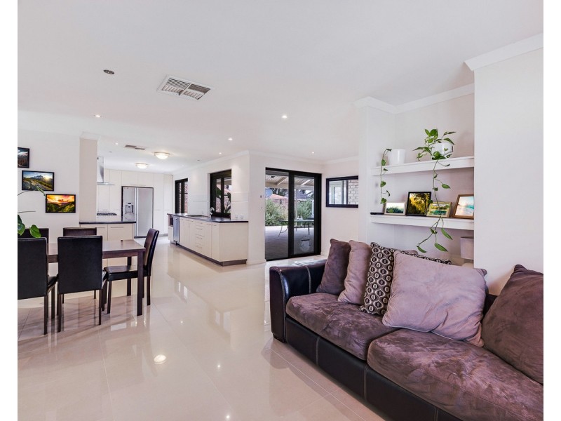 29 Harrison Road, Mount Richon WA 6112