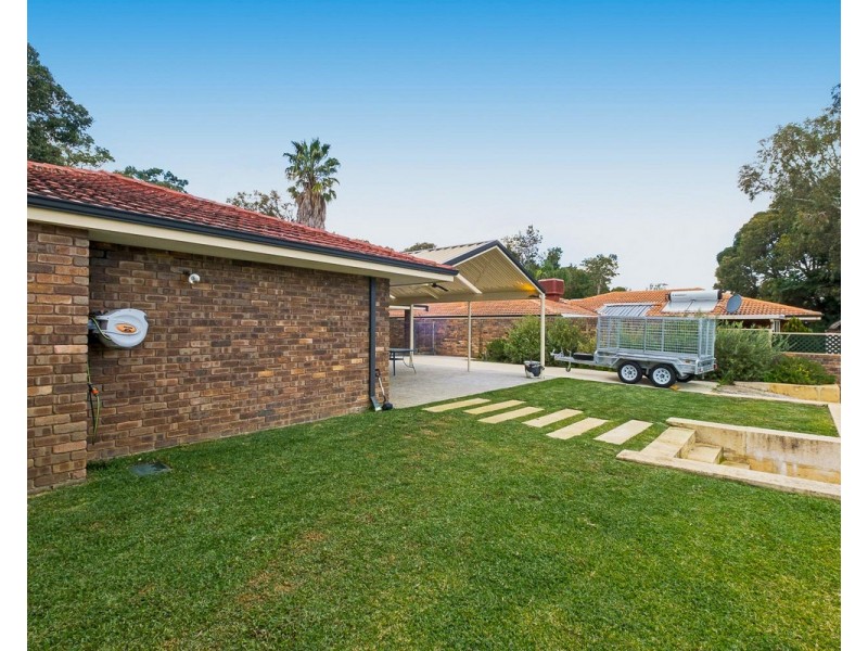 29 Harrison Road, Mount Richon WA 6112