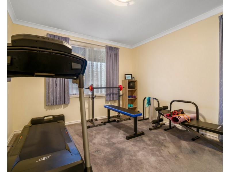 19 Opal Way, Mount Richon WA 6112