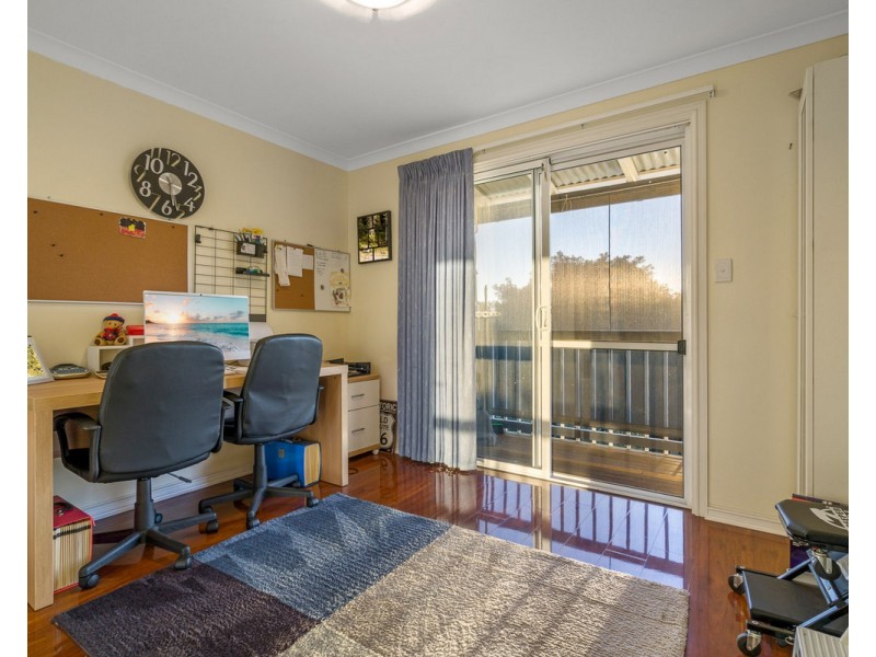 19 Opal Way, Mount Richon WA 6112
