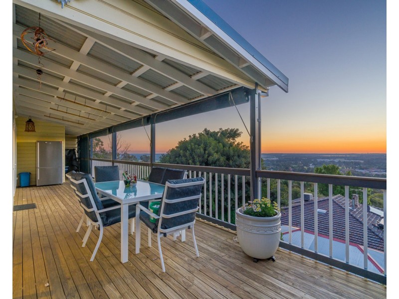 19 Opal Way, Mount Richon WA 6112