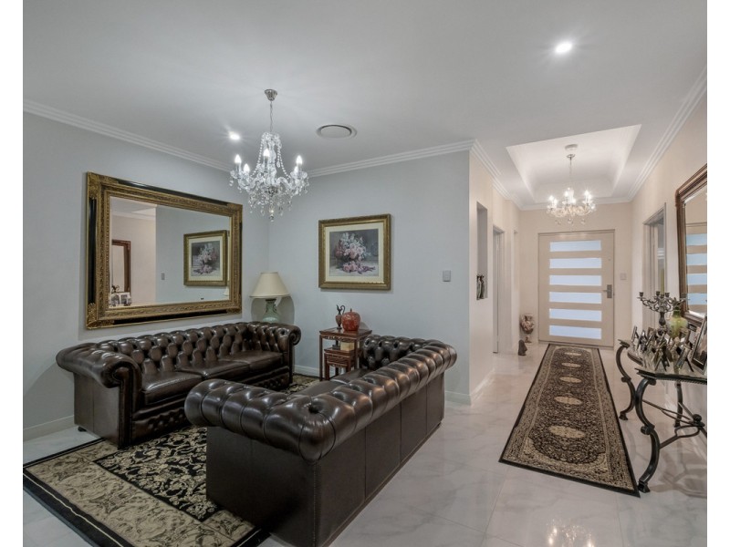 18 Maclean Street, Roleystone WA 6111