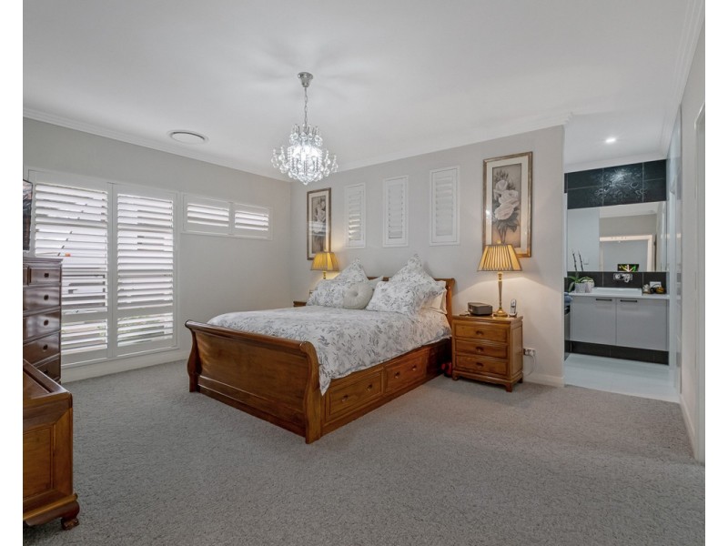 18 Maclean Street, Roleystone WA 6111