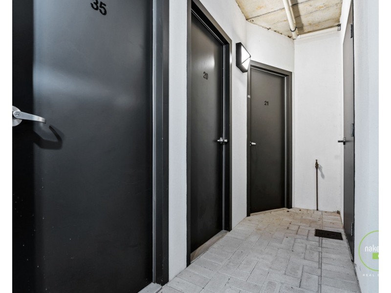 4/1 Glenariff Boulevard, Canning Vale WA 6155