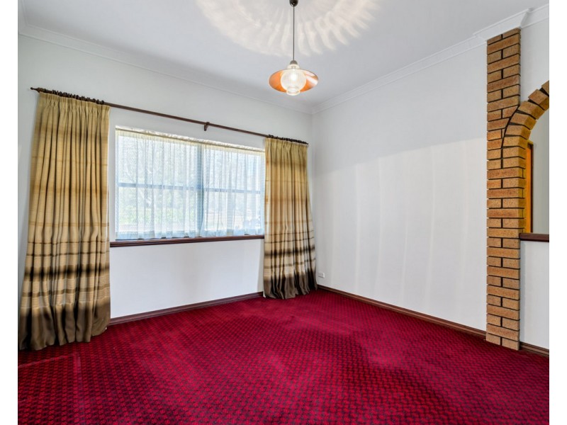 158 Springfield Road, Bedfordale WA 6112