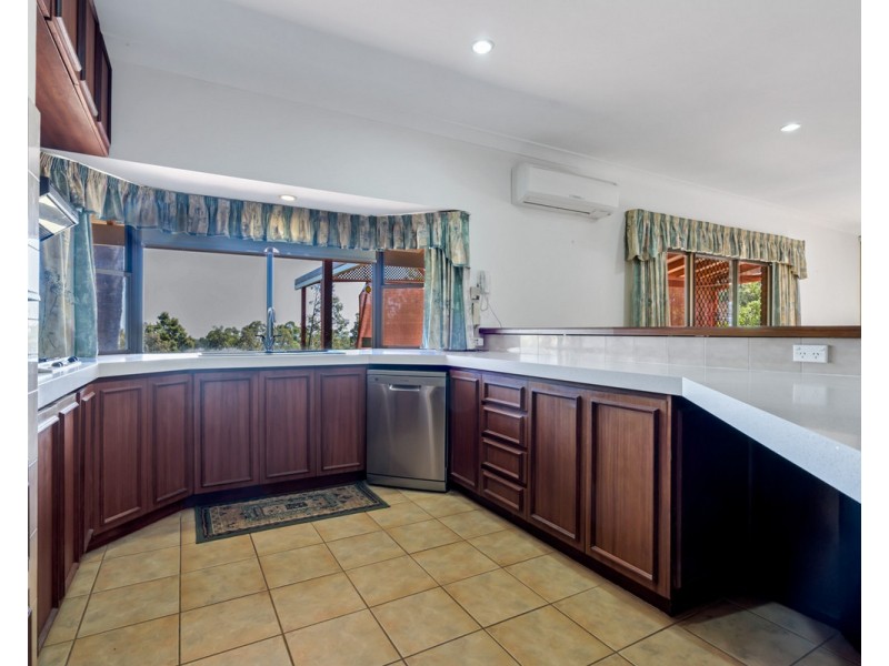 158 Springfield Road, Bedfordale WA 6112