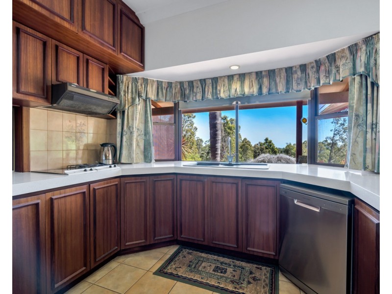 158 Springfield Road, Bedfordale WA 6112