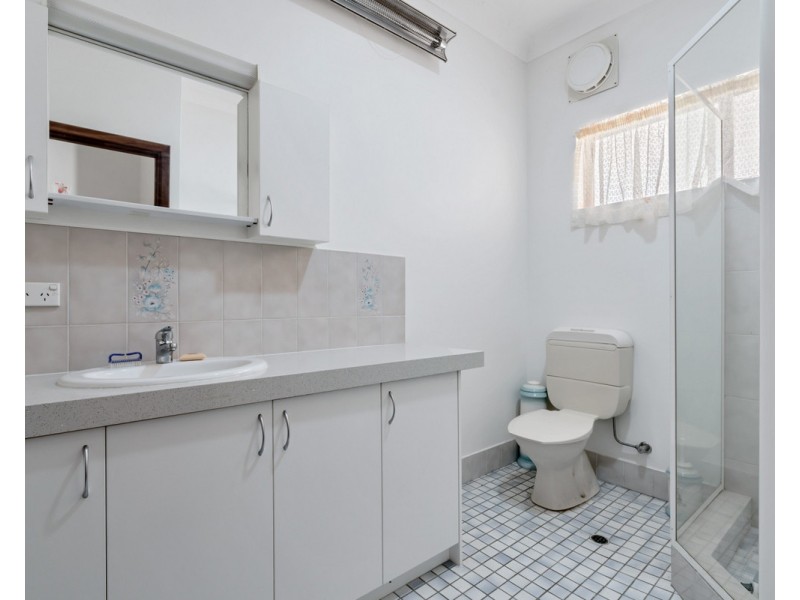 158 Springfield Road, Bedfordale WA 6112