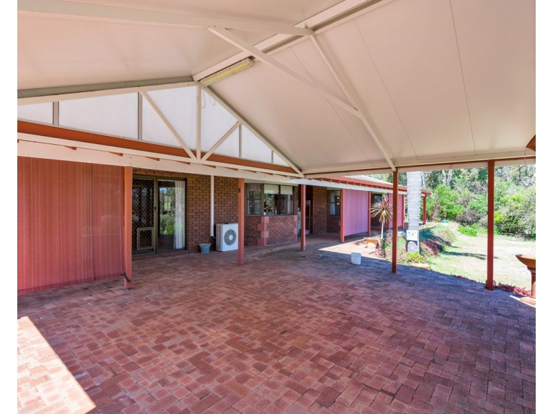 158 Springfield Road, Bedfordale WA 6112
