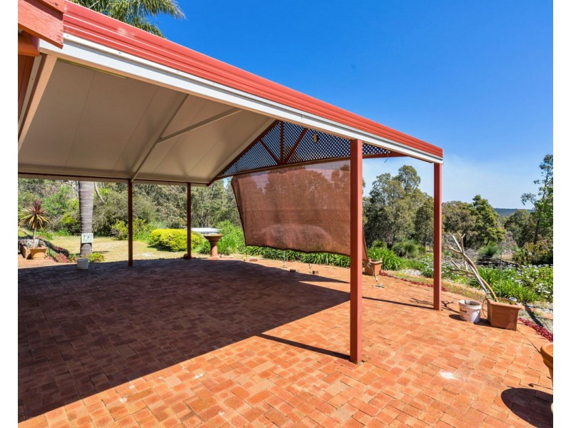 158 Springfield Road, Bedfordale WA 6112