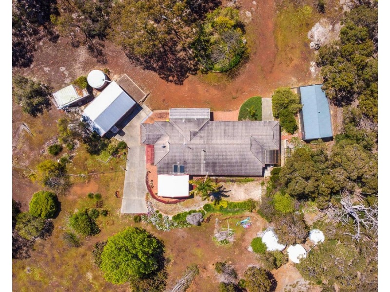 158 Springfield Road, Bedfordale WA 6112