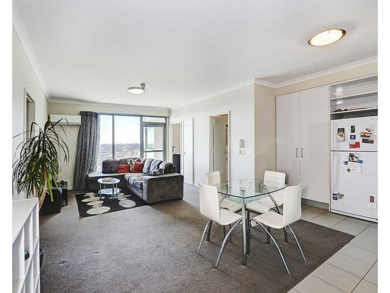 407/21 Malata Crescent, Success WA 6164