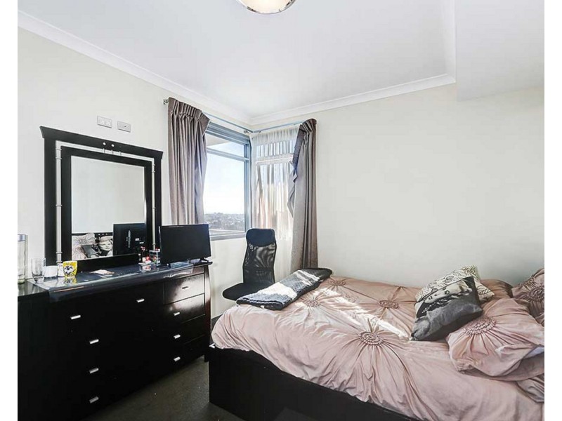 407/21 Malata Crescent, Success WA 6164