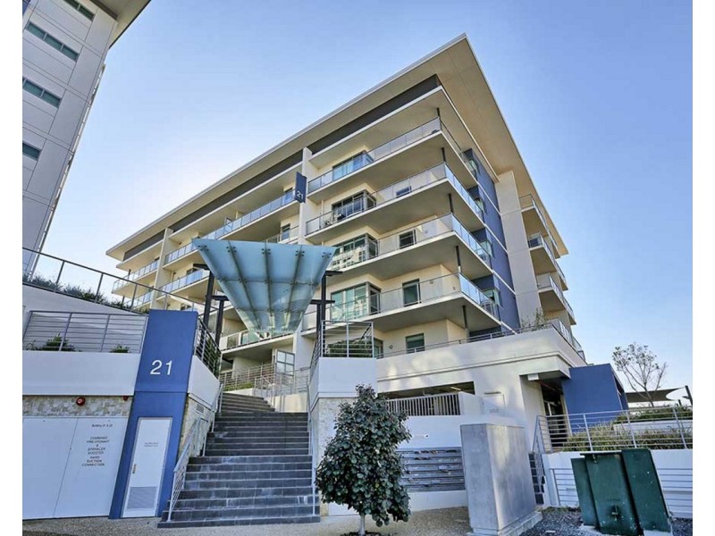 407/21 Malata Crescent, Success WA 6164