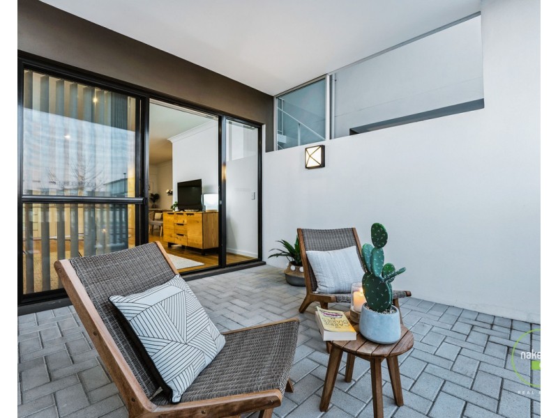 6/1 Glenariff Boulevard, Canning Vale WA 6155