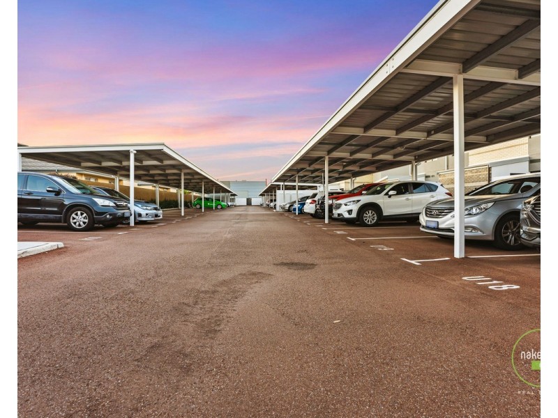 6/1 Glenariff Boulevard, Canning Vale WA 6155