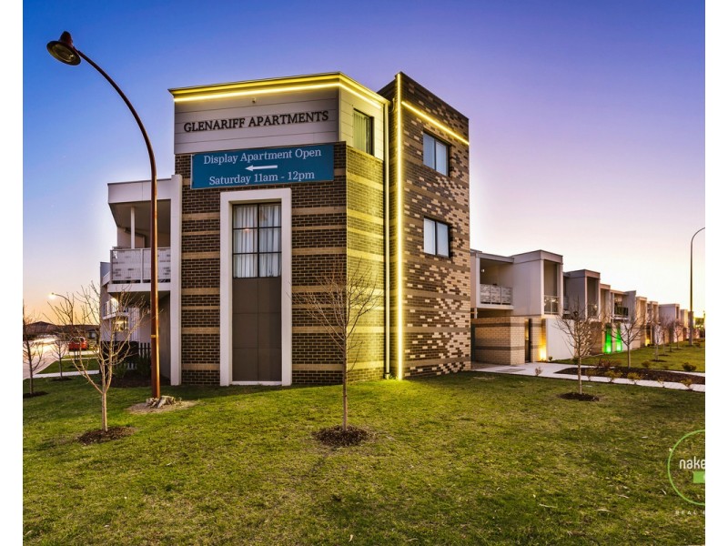8/1 Glenariff Boulevard, Canning Vale WA 6155