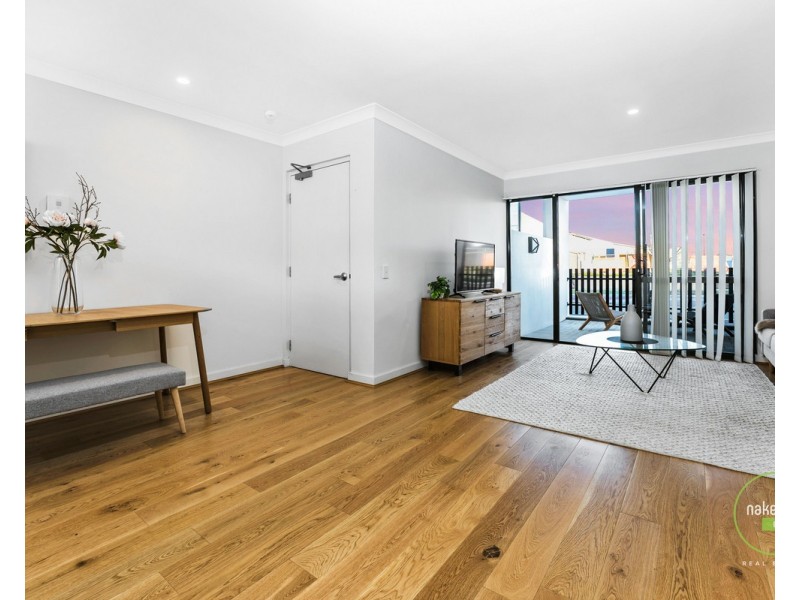 9/1 Glenariff Boulevard, Canning Vale WA 6155