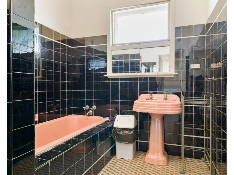 63 Dmietrieff Road, Bedfordale WA 6112