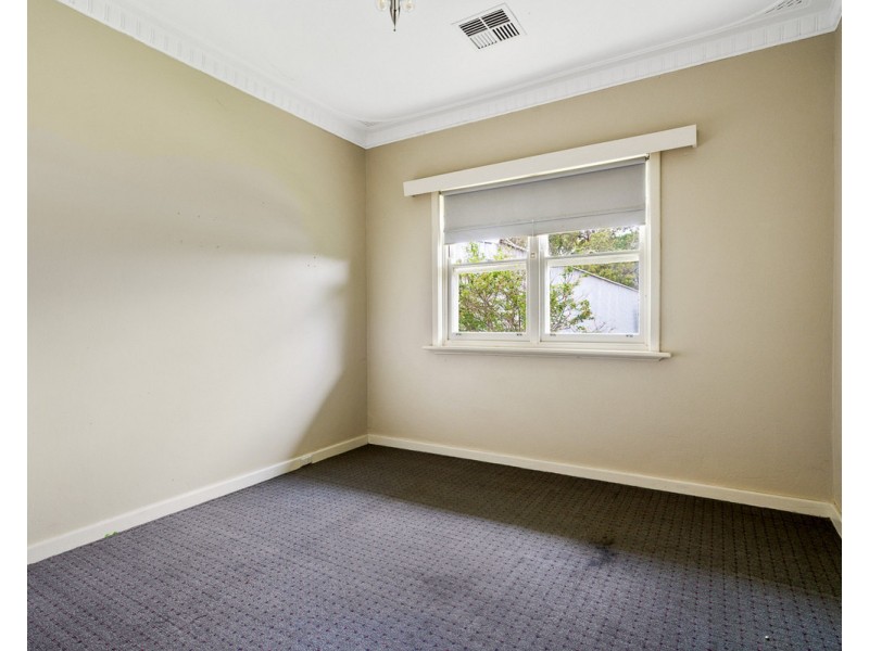 63 Dmietrieff Road, Bedfordale WA 6112