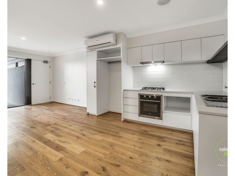 17/1 Glenariff Boulevard, Canning Vale WA 6155