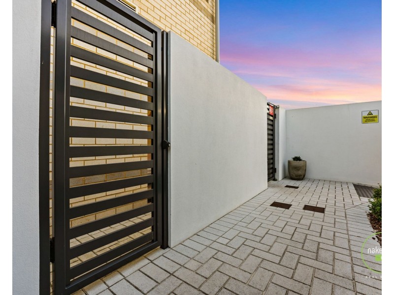 31/1 Glenariff Boulevard, Canning Vale WA 6155