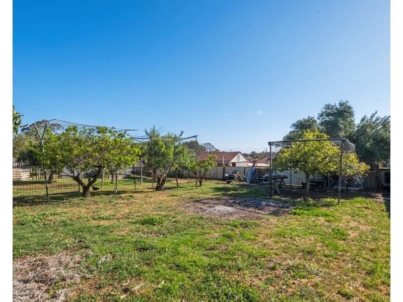 73 Owtram Road, Armadale WA 6112