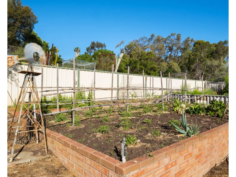 73 Owtram Road, Armadale WA 6112