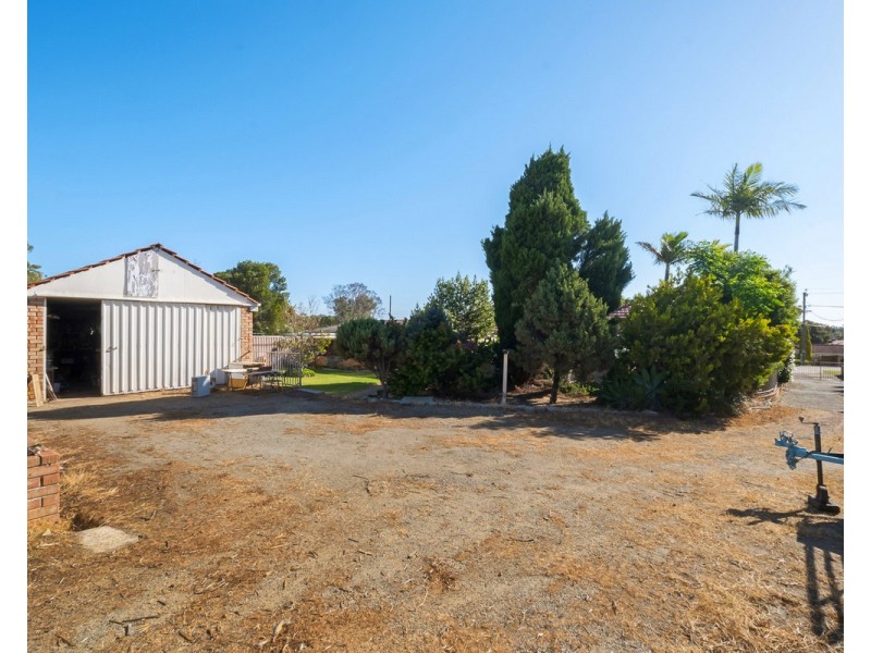 73 Owtram Road, Armadale WA 6112