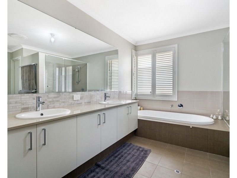 11 Meldrum Loop, Bedfordale WA 6112