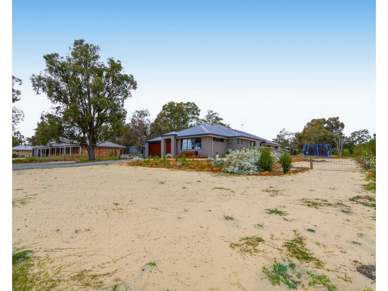 11 Meldrum Loop, Bedfordale WA 6112