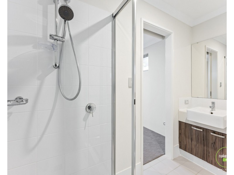 1/12 Heath Road, Kalamunda WA 6076