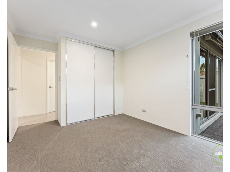 1/12 Heath Road, Kalamunda WA 6076