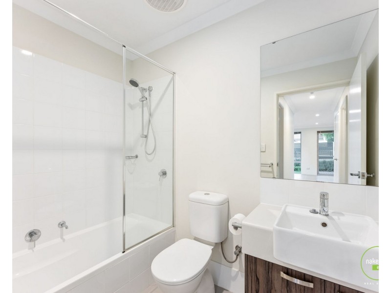 1/12 Heath Road, Kalamunda WA 6076