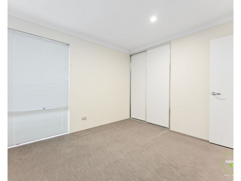 1/12 Heath Road, Kalamunda WA 6076