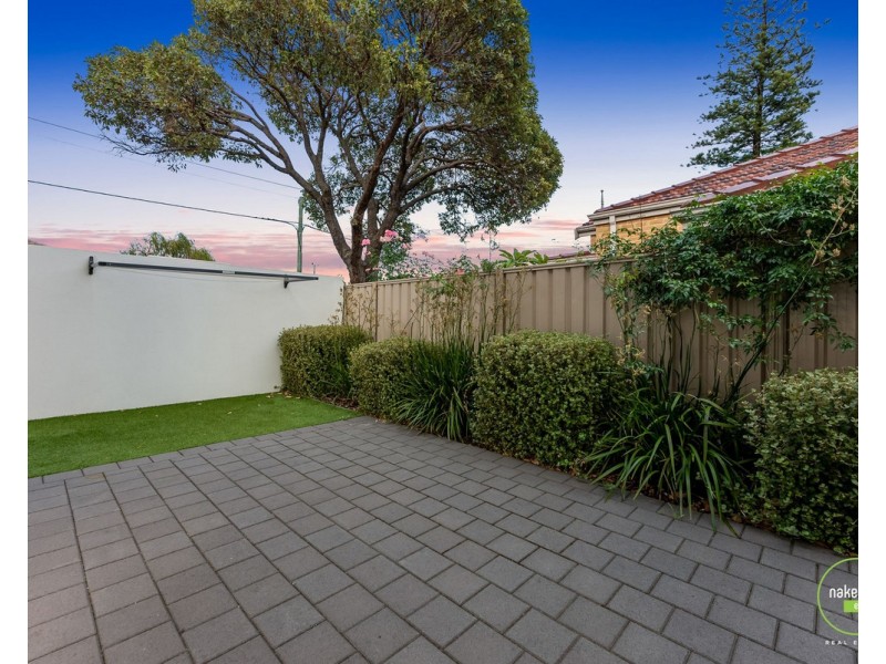 1/12 Heath Road, Kalamunda WA 6076