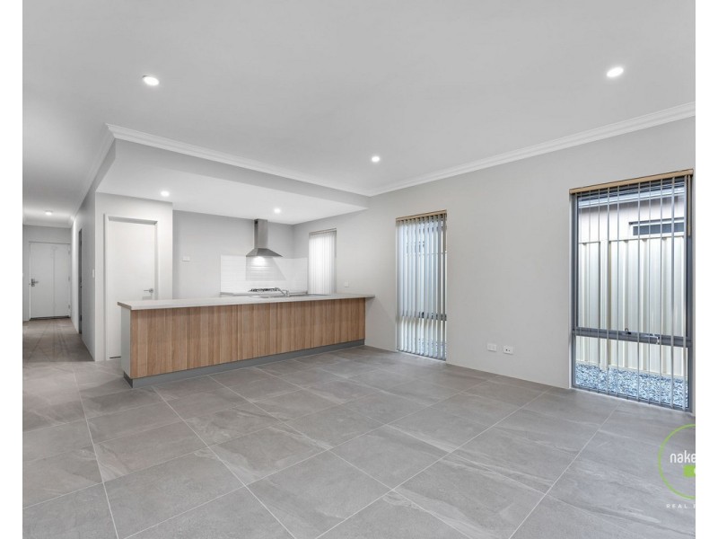 12 Vermouth Promenade, Maddington WA 6109