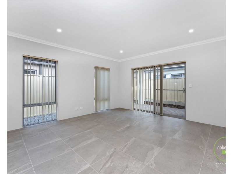 12 Vermouth Promenade, Maddington WA 6109