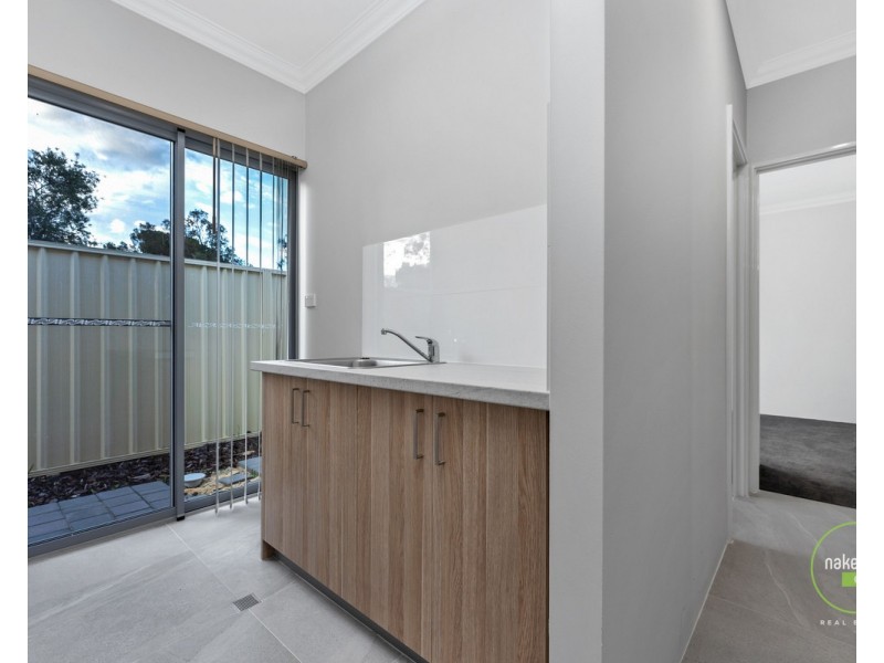 12 Vermouth Promenade, Maddington WA 6109