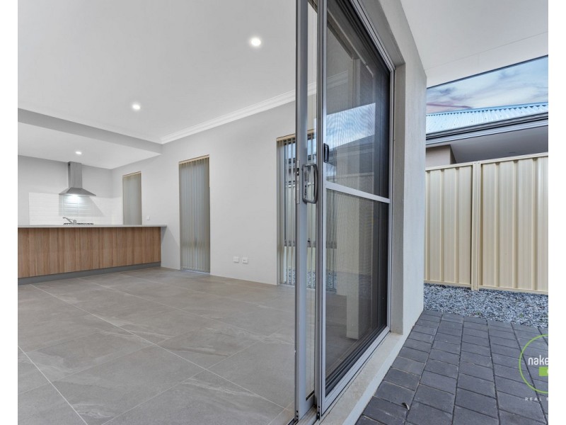 12 Vermouth Promenade, Maddington WA 6109