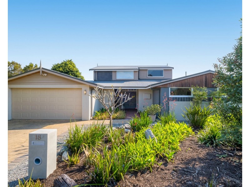 18 Angorra Road, Mount Nasura WA 6112