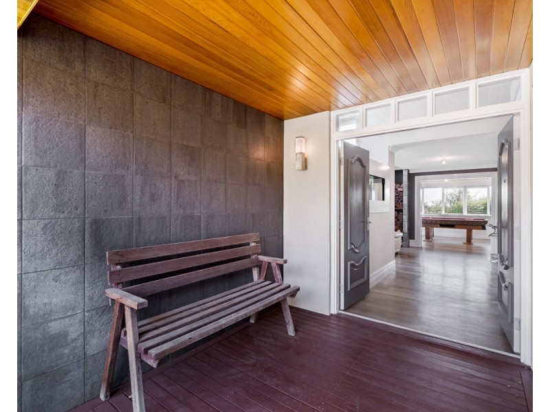 18 Angorra Road, Mount Nasura WA 6112