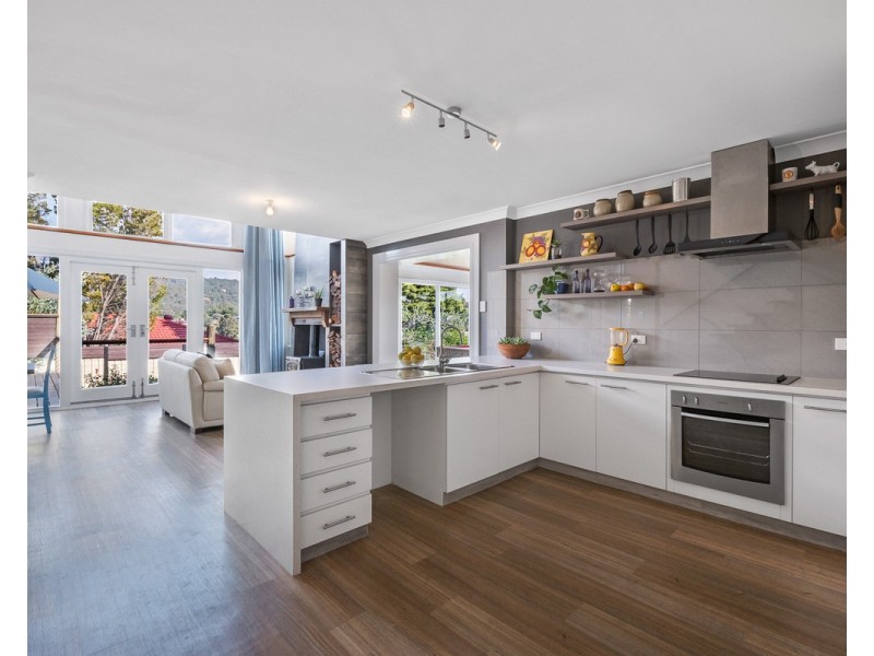 18 Angorra Road, Mount Nasura WA 6112