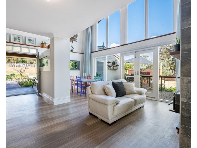 18 Angorra Road, Mount Nasura WA 6112