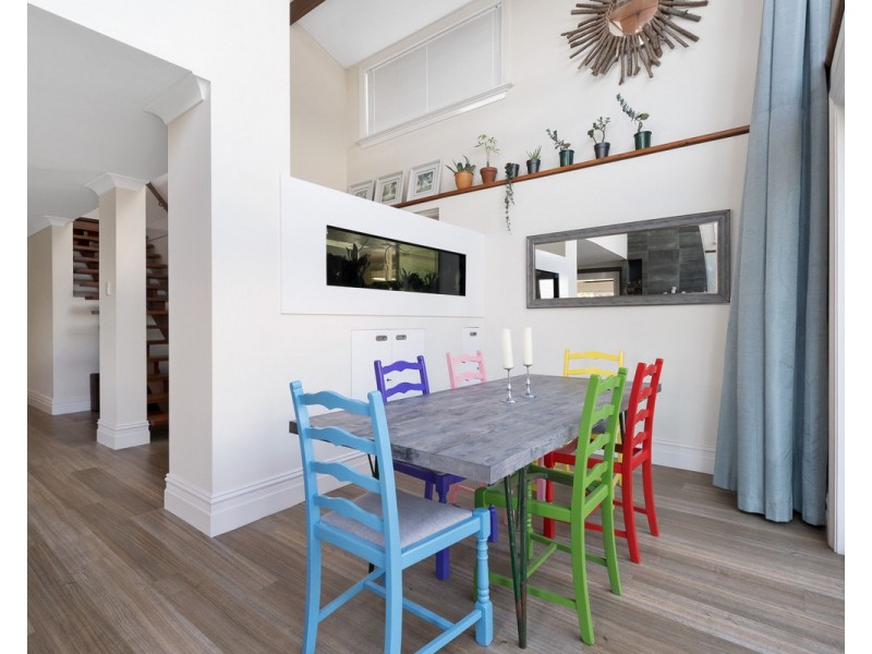 18 Angorra Road, Mount Nasura WA 6112