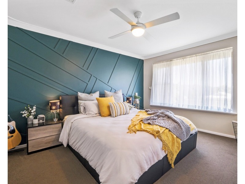 11 Angorra Road, Mount Nasura WA 6112