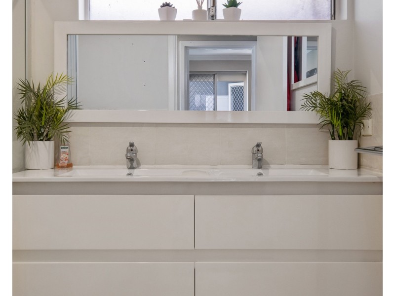 11 Angorra Road, Mount Nasura WA 6112