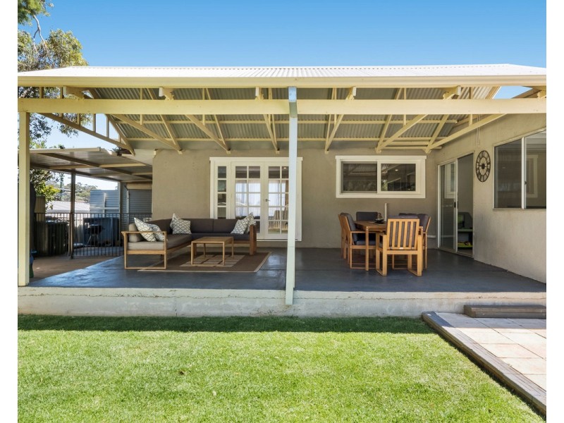 11 Angorra Road, Mount Nasura WA 6112