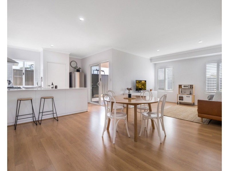 58 Onyx Road, Mount Richon WA 6112